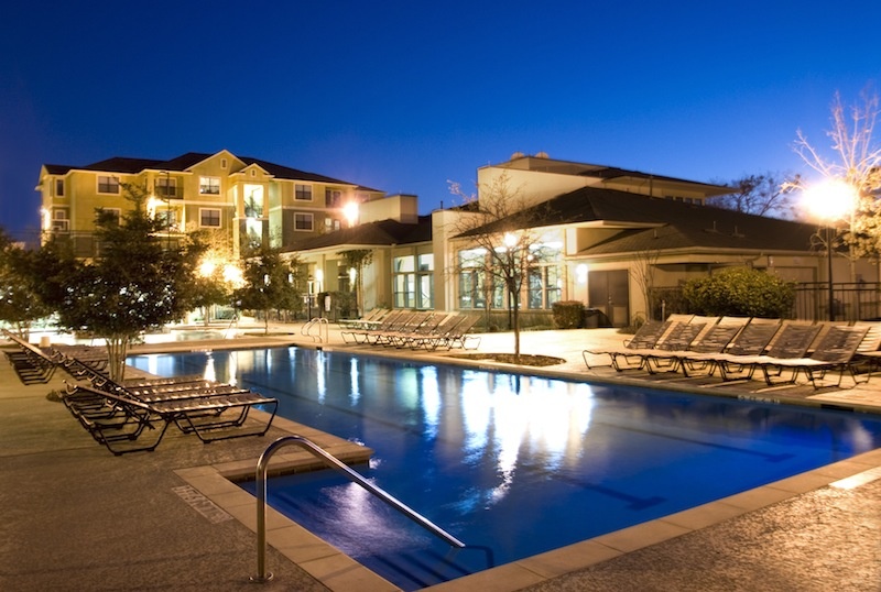 College Apartments in Denton College Student Apartments